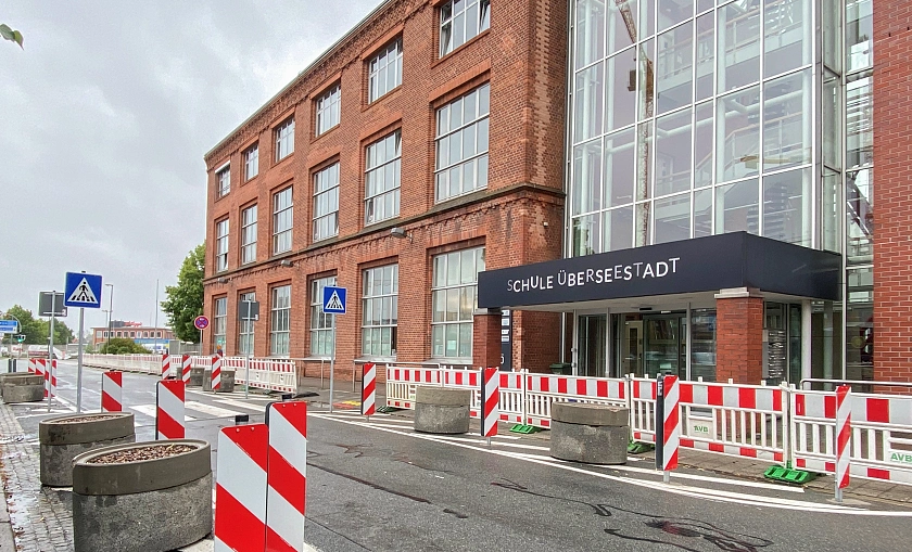 Schule &Uuml;berseestadt