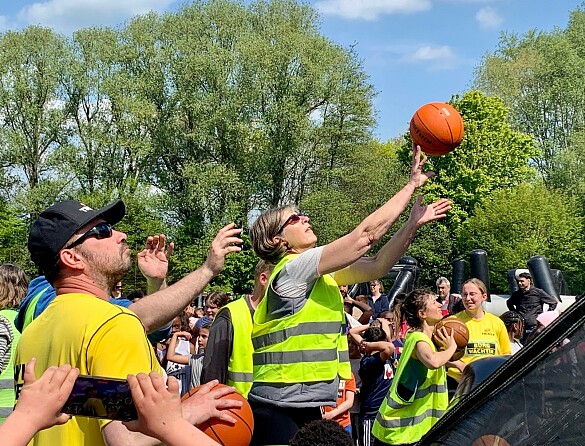 Basketball Angela Heidrich 