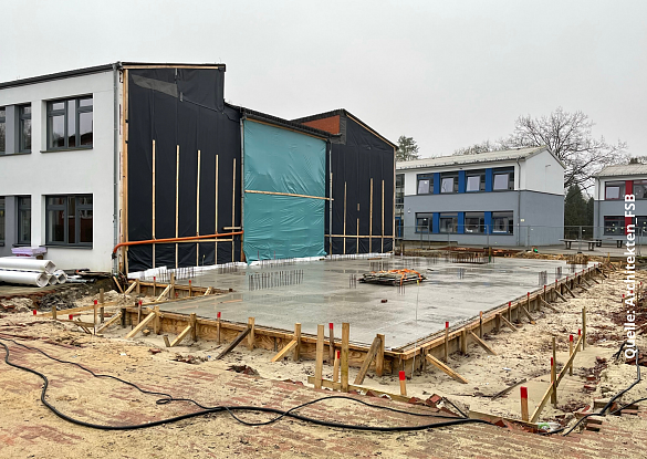 Betonsohle - Ausbau an der Lehmhorster Stra&szlig;e