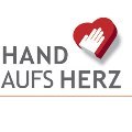 Das Bild zeigt das Logo des Wettbewerbs Hand aufs Herz