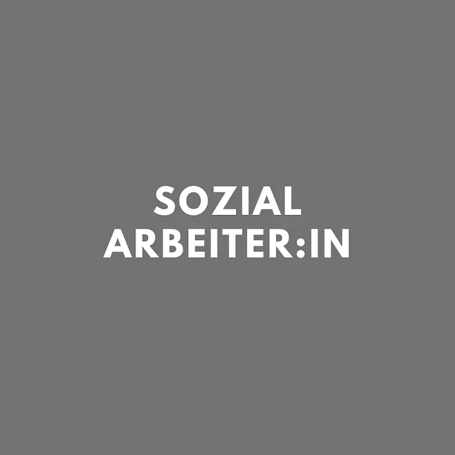 Sozialarbeiter:in